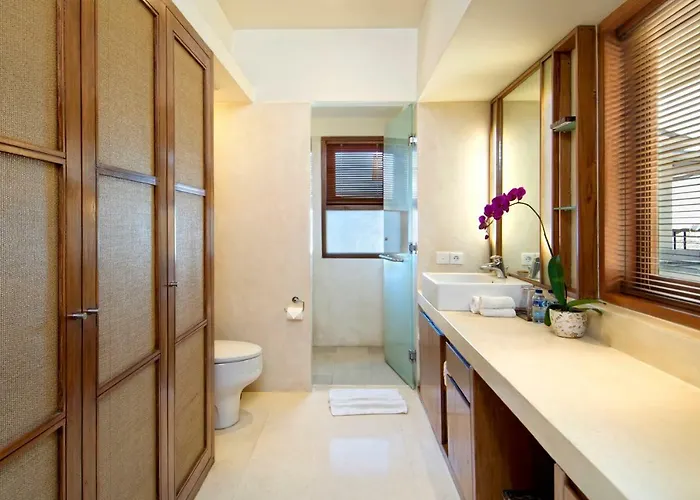 Champa - Family Friendly Accessible Inc Pool Fence And Car And Вилла Джимбаран